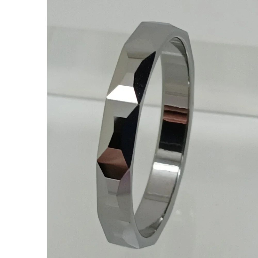 Vintage Tungsten Faceted Geometric Ring Silver Tone 4mm Band Size 11.5 Y2K NOS